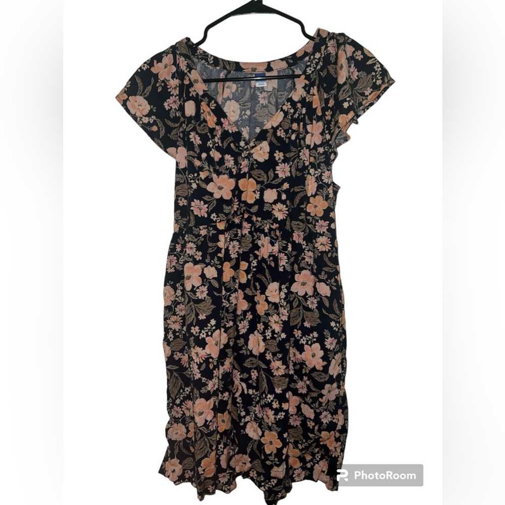 Old Navy Women Dress size M with Pockets